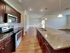 3298 Roundabout Dr in Middleburg, FL - Foto de edificio - Building Photo