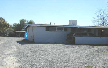 5836-5848 E 24th St in Tucson, AZ - Building Photo - Building Photo