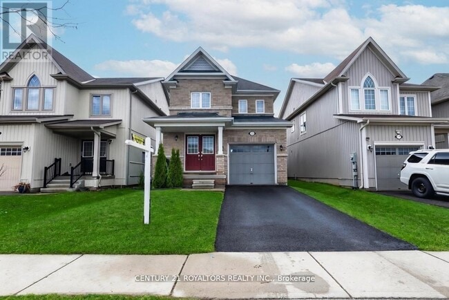 property at 386 Thompson St