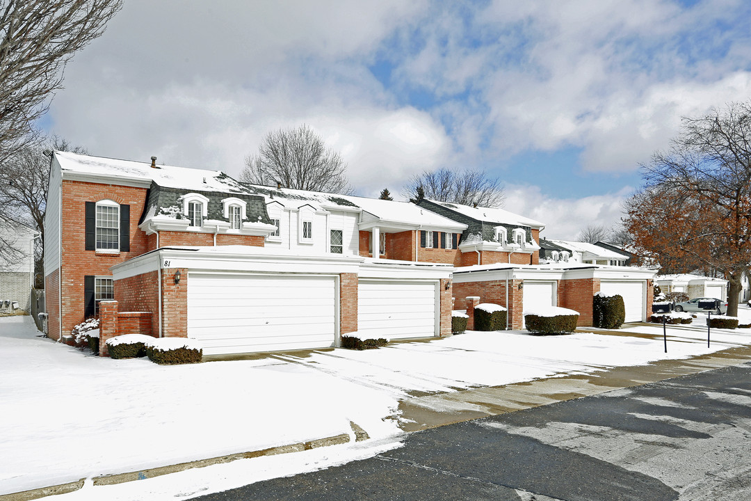 Stratford Village Manor Condominiums in Rochester Hills, MI - Building Photo