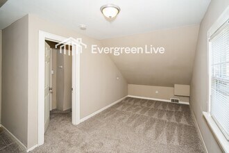 2202 S 71st St in West Allis, WI - Building Photo - Building Photo