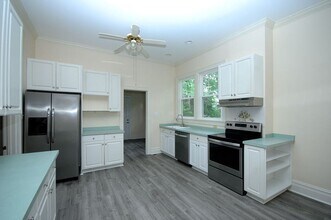 105 S Pineview Ave in Goldsboro, NC - Building Photo - Building Photo