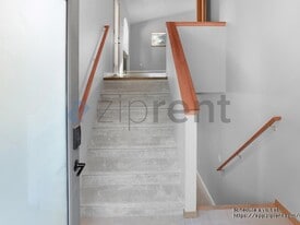 23613 23rd Ave W in Bothell, WA - Building Photo