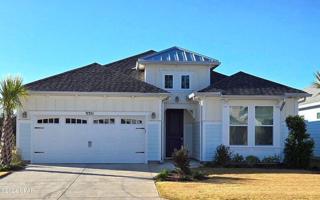 property at 9351 Paradise Dr