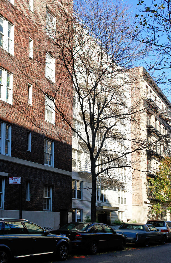 130 Hicks St in Brooklyn, NY - Foto de edificio - Building Photo