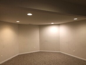 10623 Red Wine Ct in Manassas, VA - Building Photo - Building Photo