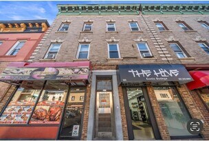 365 Broadway, Unit 4 in Bayonne, NJ - Building Photo