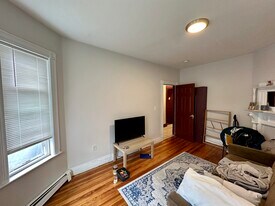 24 Maryland St, Unit 3 in Boston, MA - Building Photo - Building Photo