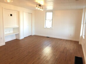 1000 Fritz St in Pittsburgh, PA - Building Photo - Building Photo
