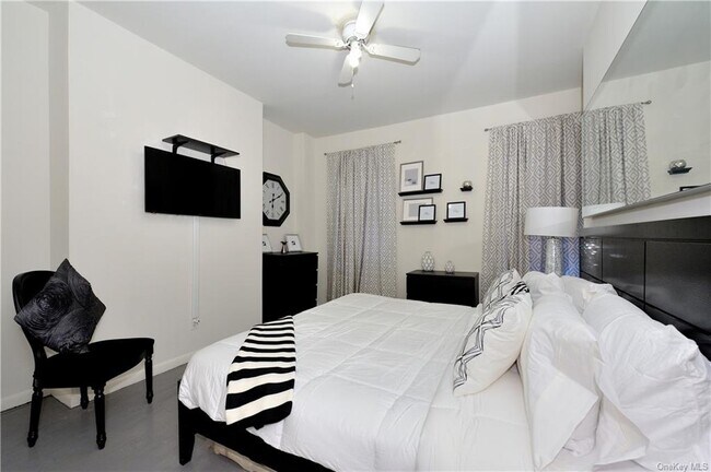 478 9th Ave, Unit 2 in New York, NY - Building Photo - Building Photo