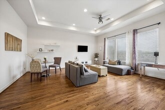 3804 Center Plaza Dr in Houston, TX - Building Photo - Building Photo