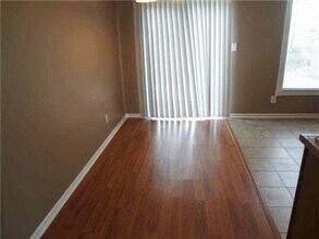 10708 Cobblestone Dr in Indianapolis, IN - Building Photo - Building Photo