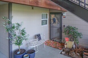 14019 NE 20th Ave in Vancouver, WA - Building Photo