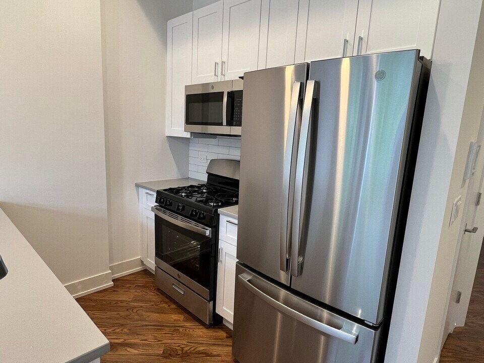 822 N Winchester Ave in Chicago, IL - Building Photo