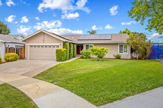 464 Edelweiss Dr in San Jose, CA - Building Photo - Building Photo