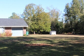 5802 Mt Tabor Rd in Greenwood, FL - Foto de edificio - Building Photo