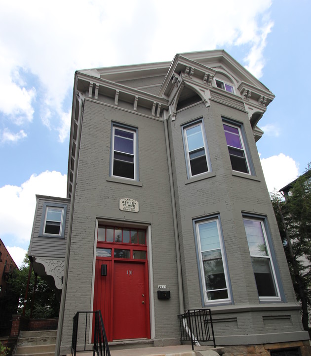 Ashley Place in Pittsburgh, PA - Foto de edificio