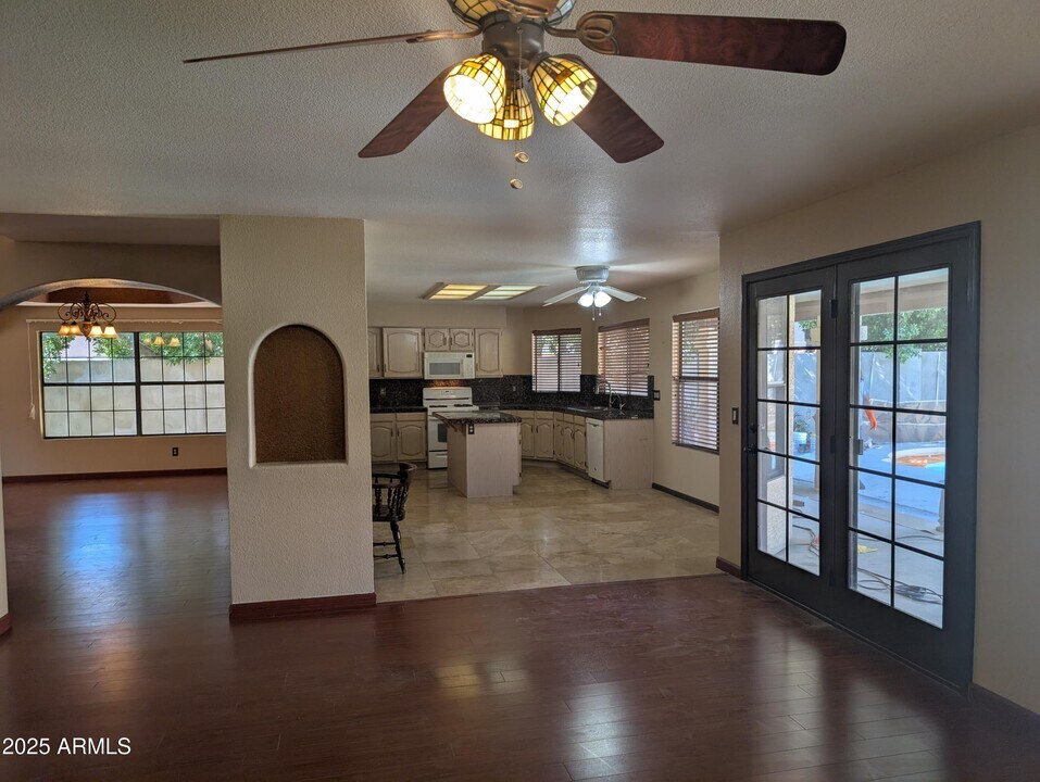 17014 S 34th St in Phoenix, AZ - Building Photo