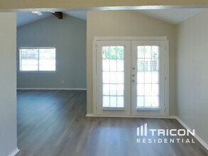 705 Barkridge Trail in Burleson, TX - Building Photo - Building Photo