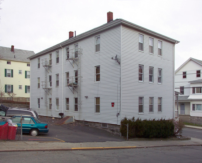 369-381 Division St in Fall River, MA - Building Photo - Building Photo