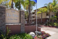 Building Photo - Ridge at San Diego Apartamentos in San Diego, California