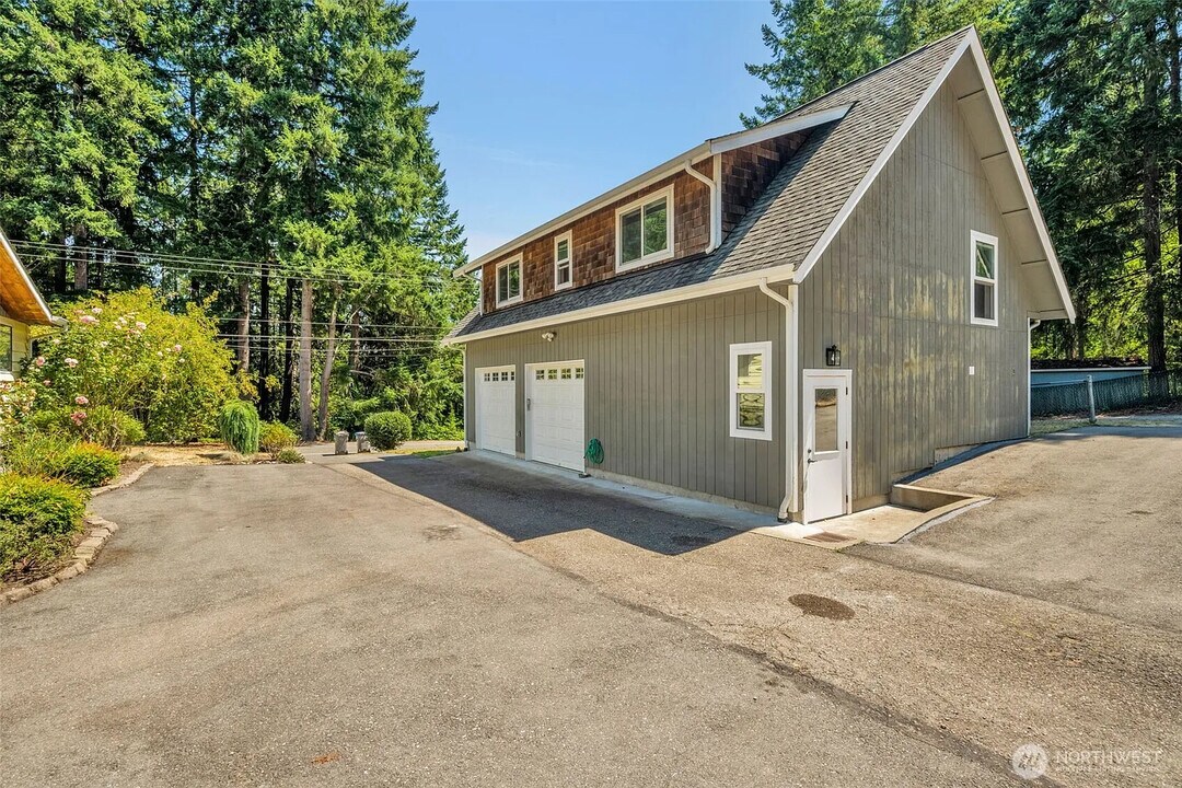 6519 Illahee Rd NE, Unit ADU in Bremerton, WA - Building Photo
