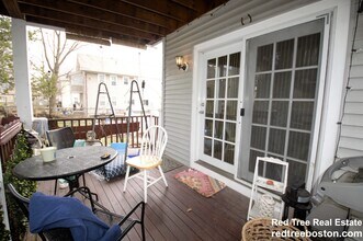 55 Hobart St in Boston, MA - Foto de edificio - Building Photo