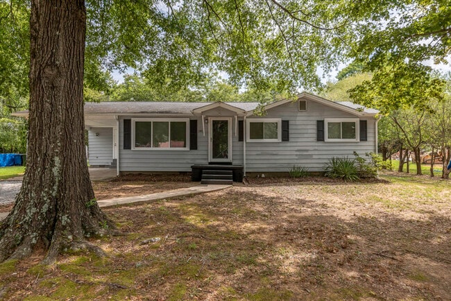 210 Balfour Dr in Salisbury, NC - Building Photo - Building Photo