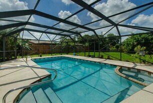 22191 SW 60th Ave in Boca Raton, FL - Building Photo