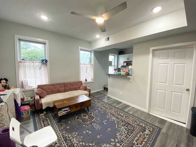 3413 John F. Kennedy Blvd in Jersey City, NJ - Building Photo - Building Photo