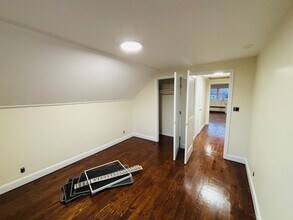 13 Chestnut St in Glen Cove, NY - Foto de edificio - Building Photo