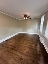 310 W Scott St in Milwaukee, WI - Foto de edificio - Building Photo