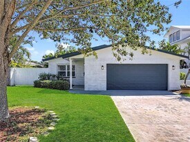 4345 Helena St NE in St. Petersburg, FL - Building Photo