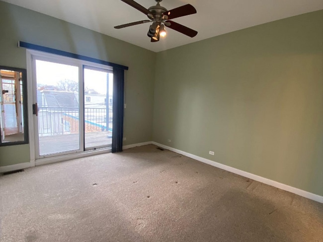7153 W Irving Park Rd in Chicago, IL - Building Photo - Building Photo
