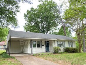 1215 Mt Moriah Rd in Memphis, TN - Building Photo - Building Photo