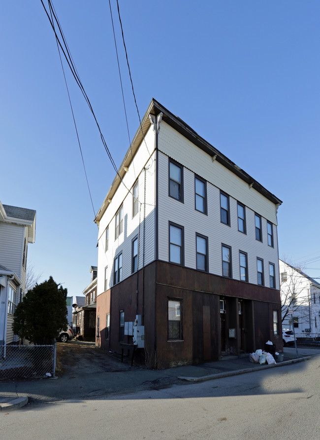 122-126 Felton St in Waltham, MA - Building Photo - Building Photo