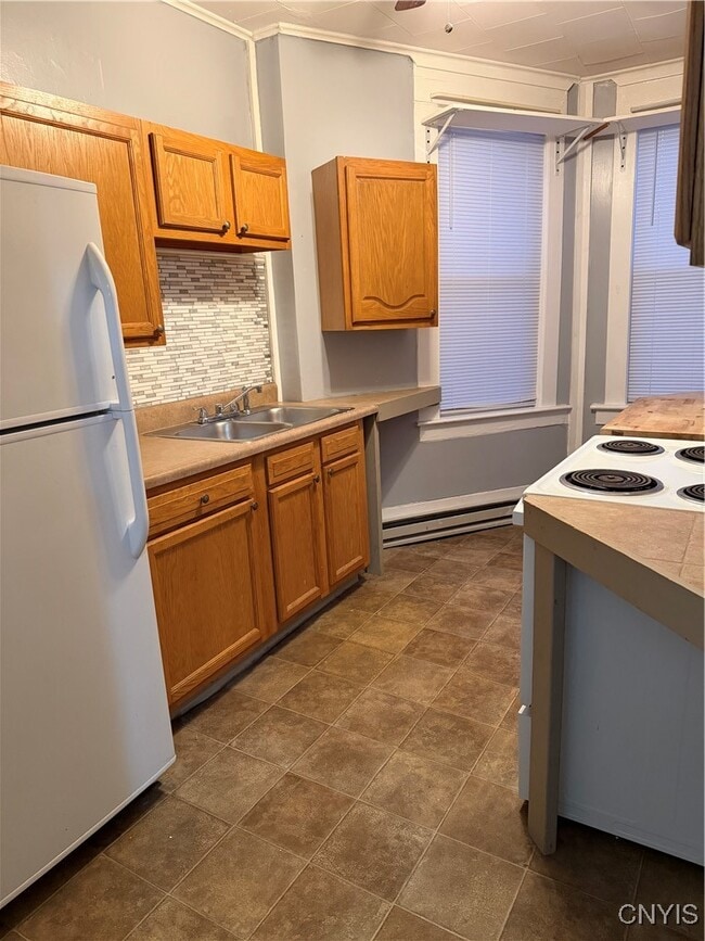 44 Bridge St in Phoenix, NY - Building Photo - Building Photo