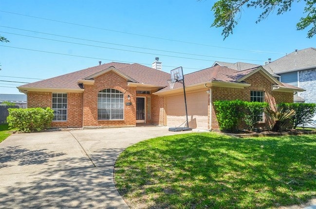 6327 Drake Elm Dr in Sugar Land, TX - Building Photo - Building Photo