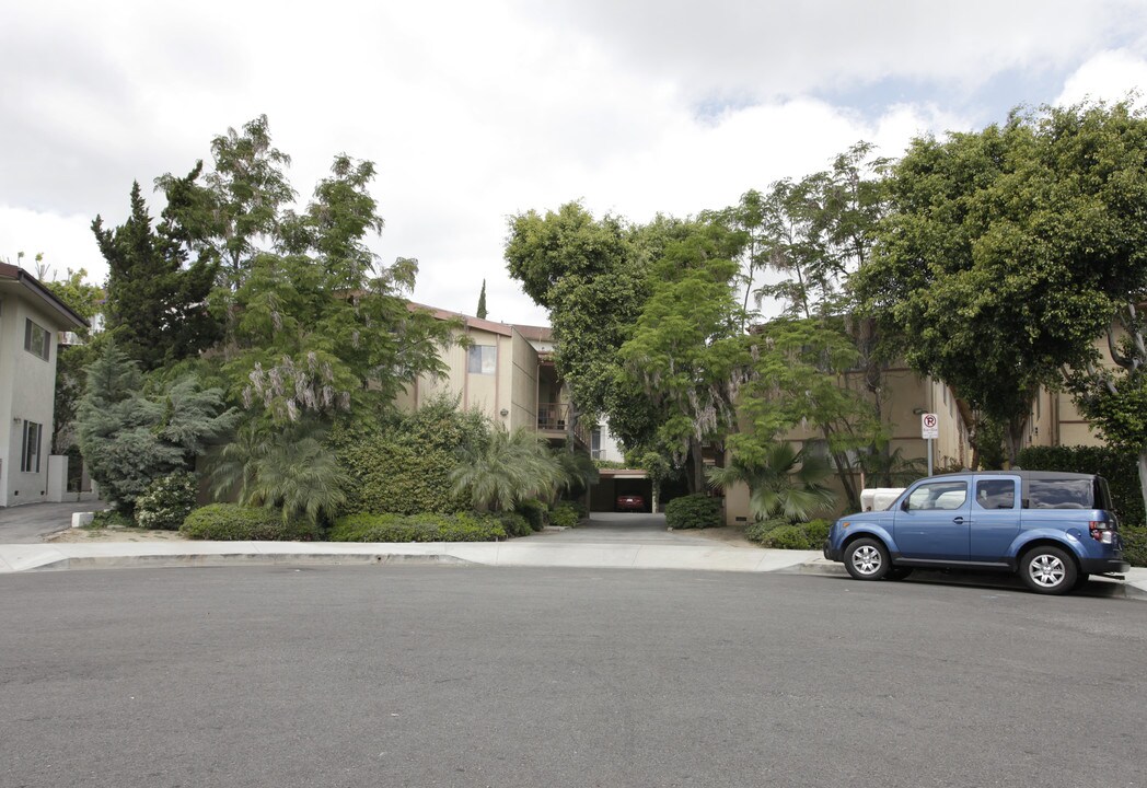 13572 Rye St in Sherman Oaks, CA - Building Photo