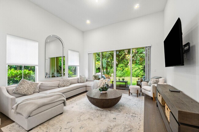 property at 11401 Pointe Midtown Dr