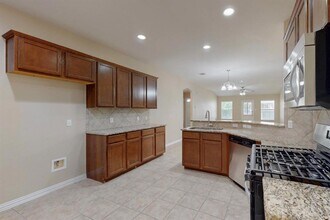 1212 Talley Loop in Buda, TX - Building Photo - Building Photo