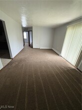 271 Folsom St NW in Warren, OH - Building Photo - Building Photo