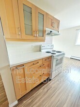 11308-11127 127 Ave NW in Edmonton, AB - Building Photo - Building Photo