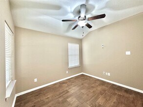 6303 Tolstin Lakes Ln in Katy, TX - Building Photo - Building Photo