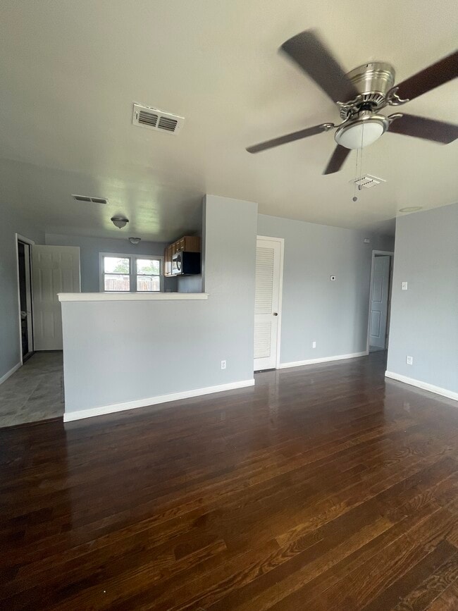 2205 S Nelson St in Amarillo, TX - Building Photo - Building Photo