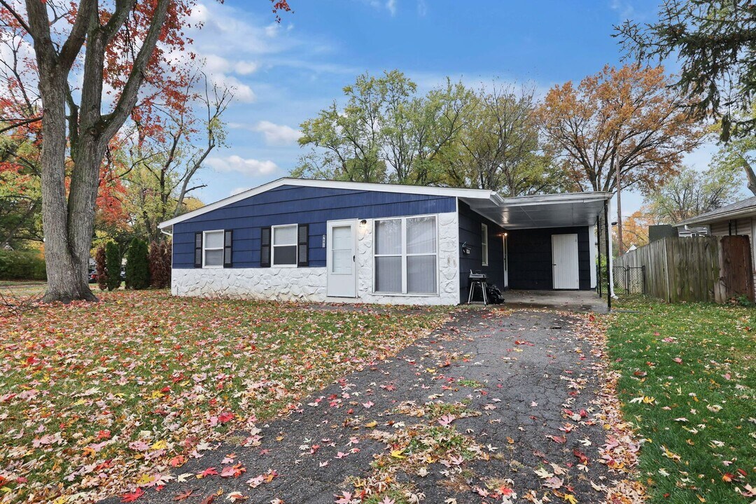 4691 Janis Dr in Columbus, OH - Building Photo