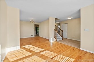 438 W Meadow Mist Ln in Round Lake, IL - Foto de edificio - Building Photo