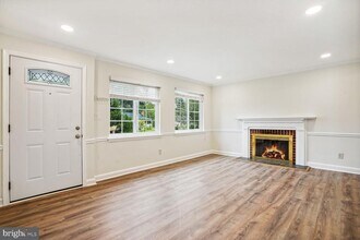 3826 Pickett Ct in Annandale, VA - Building Photo - Building Photo