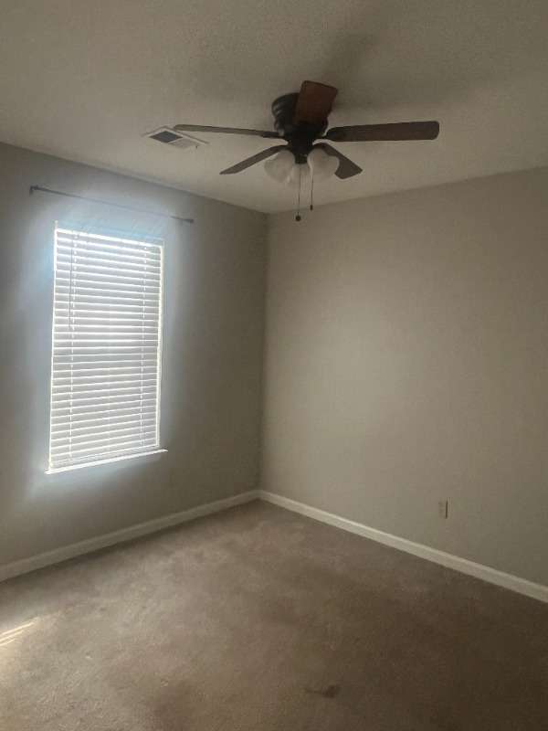 2550 Reese Lake Cir in Memphis, TN - Building Photo - Building Photo