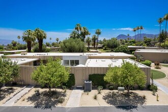 72915 El Paseo in Palm Desert, CA - Building Photo - Building Photo